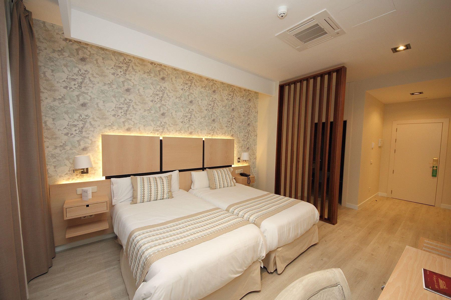 Hotel Chateau Vinasoro Alcazar de San Juan Bagian luar foto